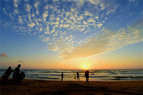 种小麦多久浇一次水(种完小麦多久能浇地)
