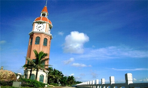 民办大学和独立学院哪个好（民办大学跟独立学院）